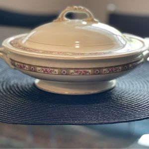 Vintage Johnson Bros 8” covered casserole. Discontinued pattern.